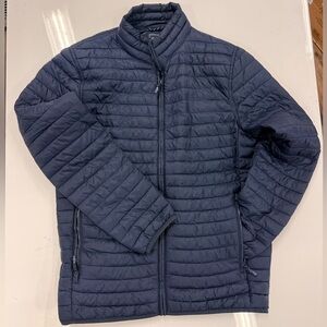 GAP Men’s Upcycled Lightweight Puffer Jacket
